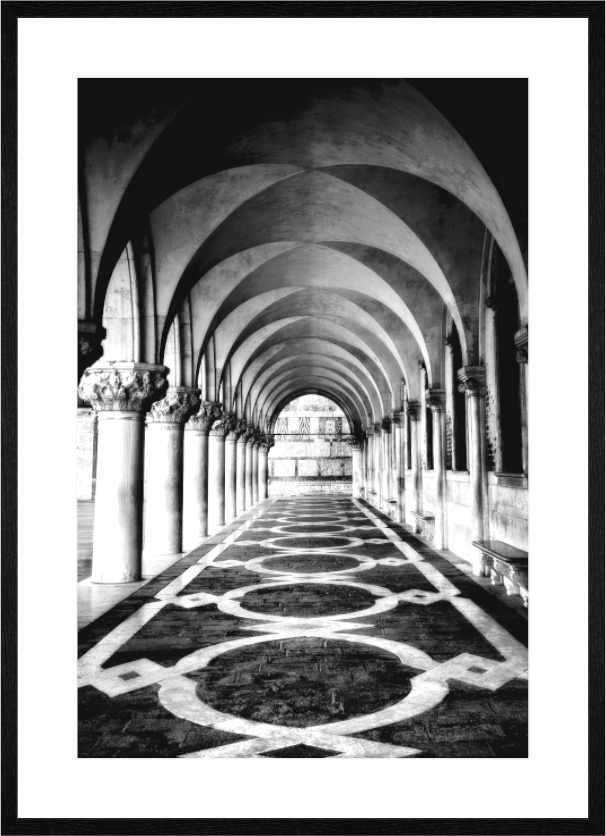 Main image Vaulted Elegance