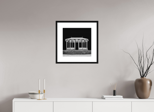 40 x 40 cm, BW Oak 8cm Night Pavilion