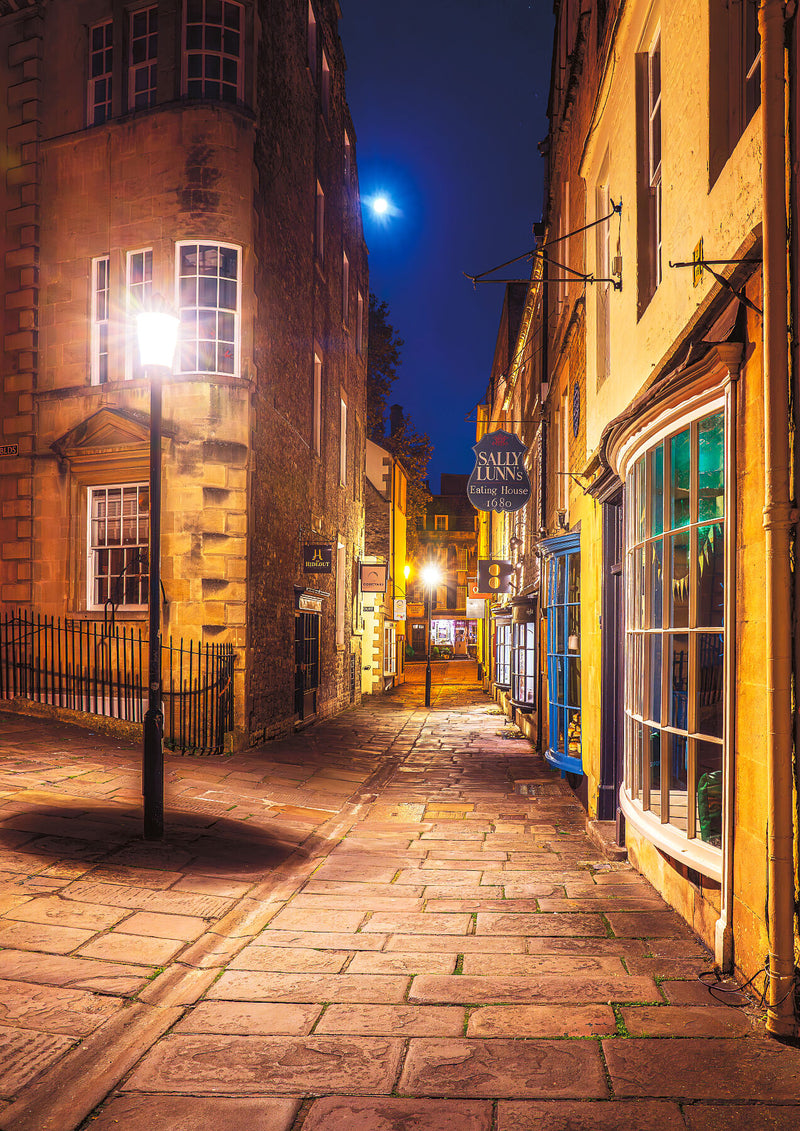 Moonlight on Sally Lunn’s, Bath, at night, in Bath, United Kingdom, with warm light