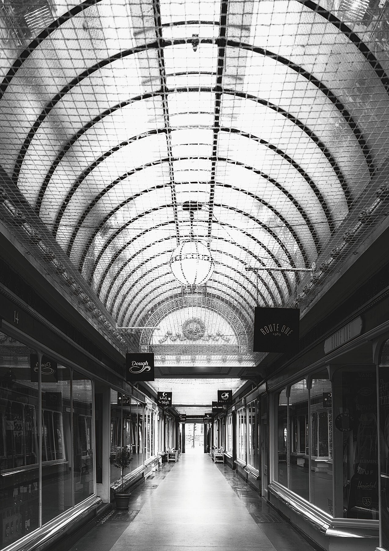 The Corridor shopping arcade in Bath in black and white